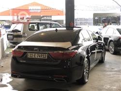 Kia Quoris